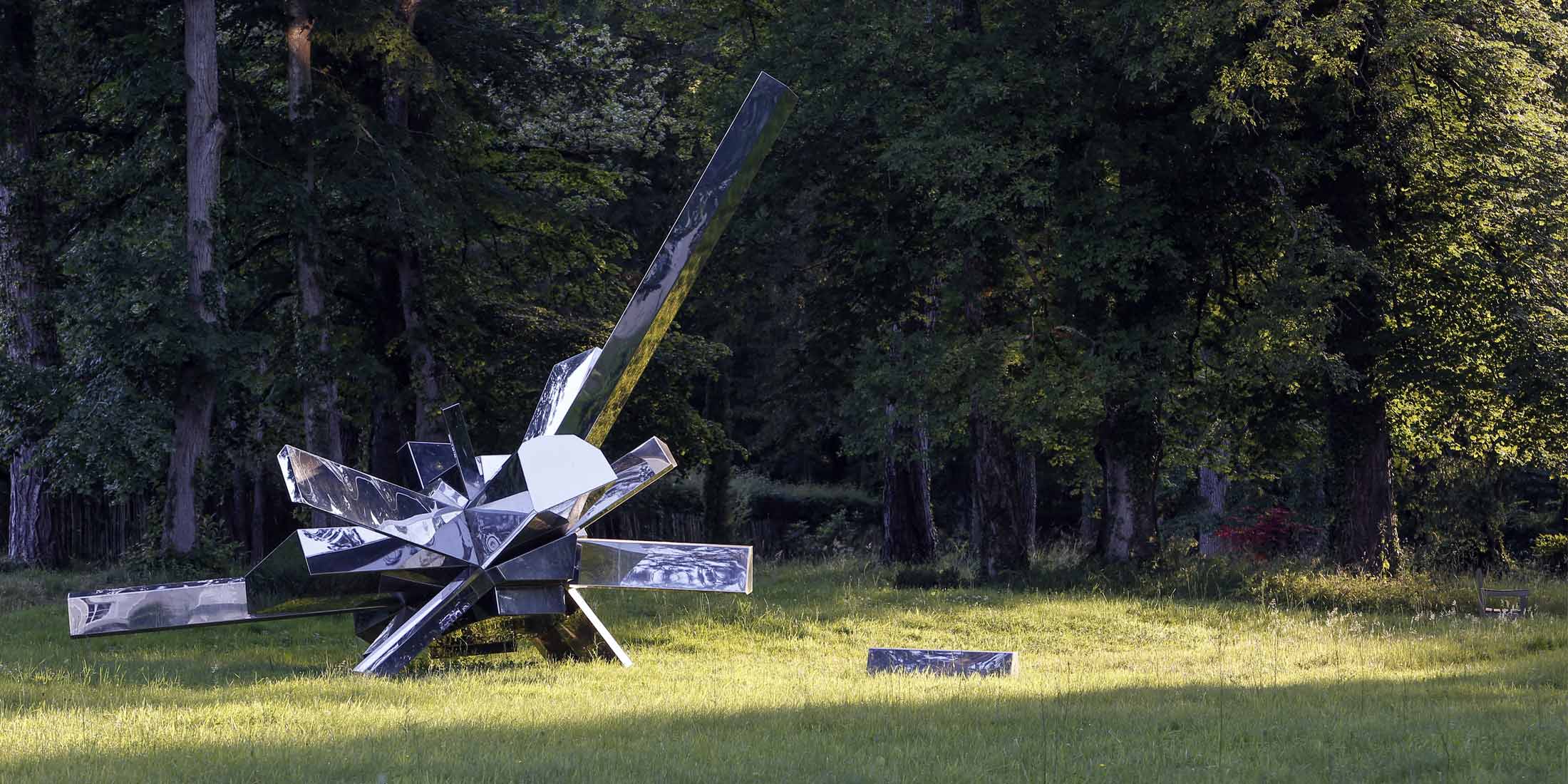 sculpture extérieur d'Arik Levy